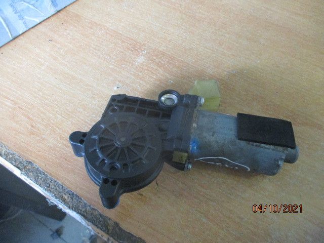 Motor vidro frente esquerdo VOLVO XC90 I