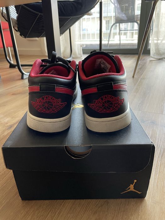 Ténis Nike Air Jordan 1 Low 42,5 c/ caixa