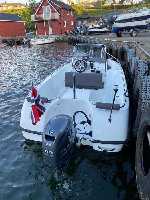 Łódź HydroMarin 5020