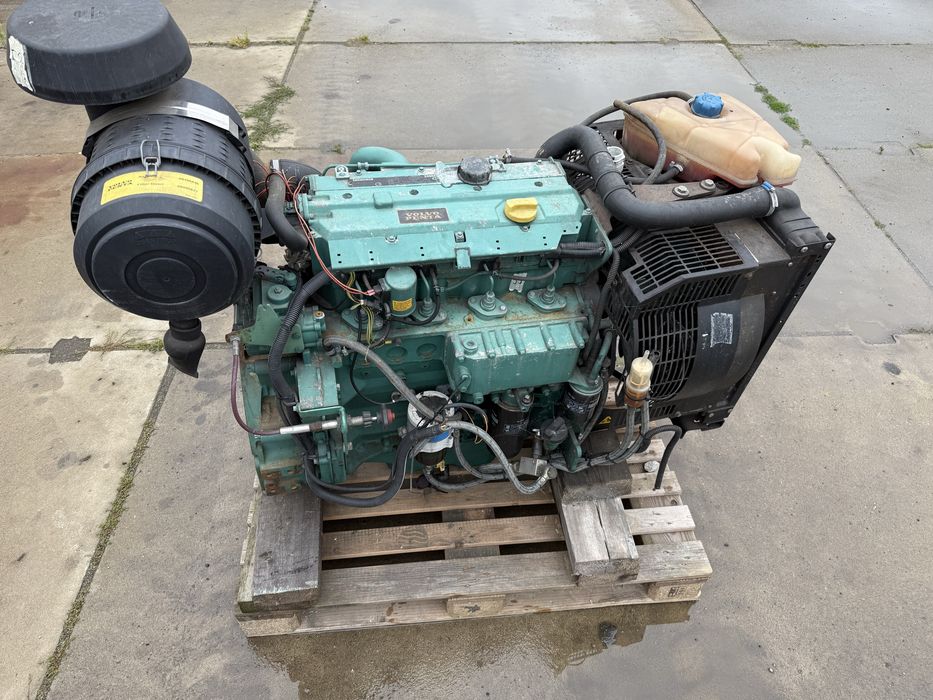 Silnik VOLVO PENTA TD520 GE koparka ładowarka przesiewacz