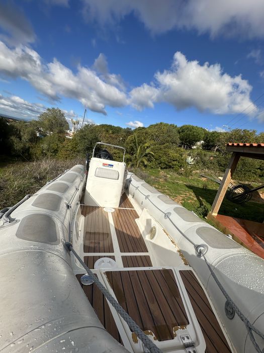 Semirigido Valiant 520/Suzuki 60/Atrelado