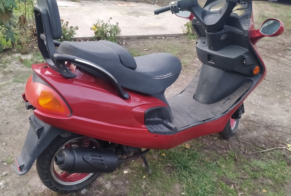 Скутер  Viper f50 4t