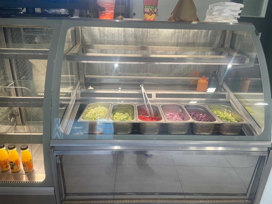 witryny chłodniczej o długości 1800 mm,