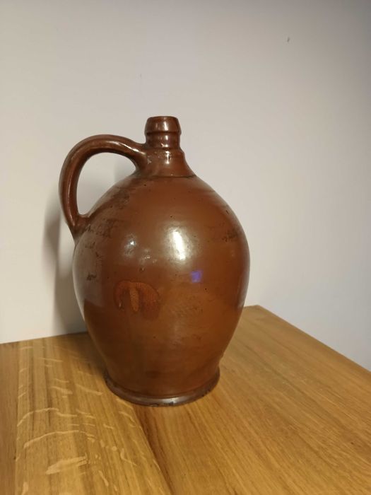 Stare gliniane bukłaki.