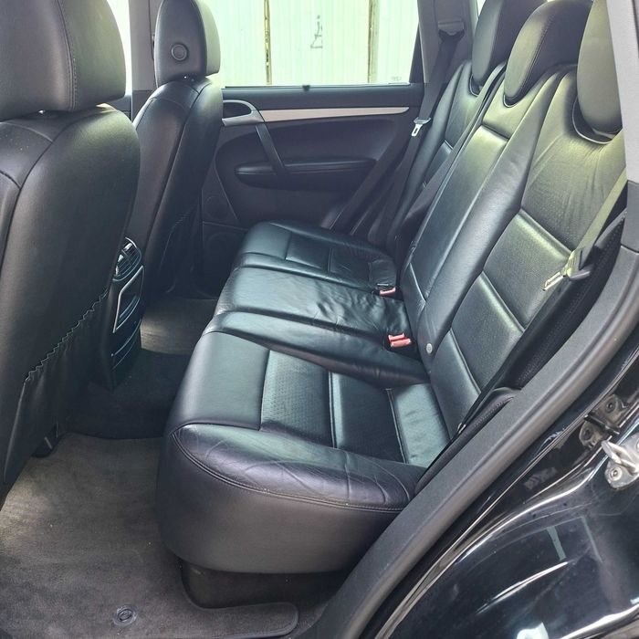 Porshe cayenne 3.2 V6 triptonic
