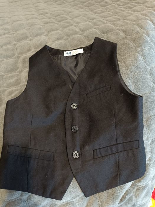 Жилетка дитяча.  Одягалась 1 раз