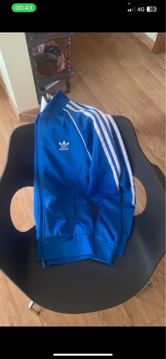 Casado da adidas novo