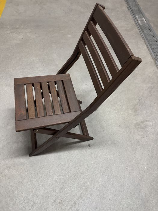 Cadeira madeira Applaro Ikea exterior