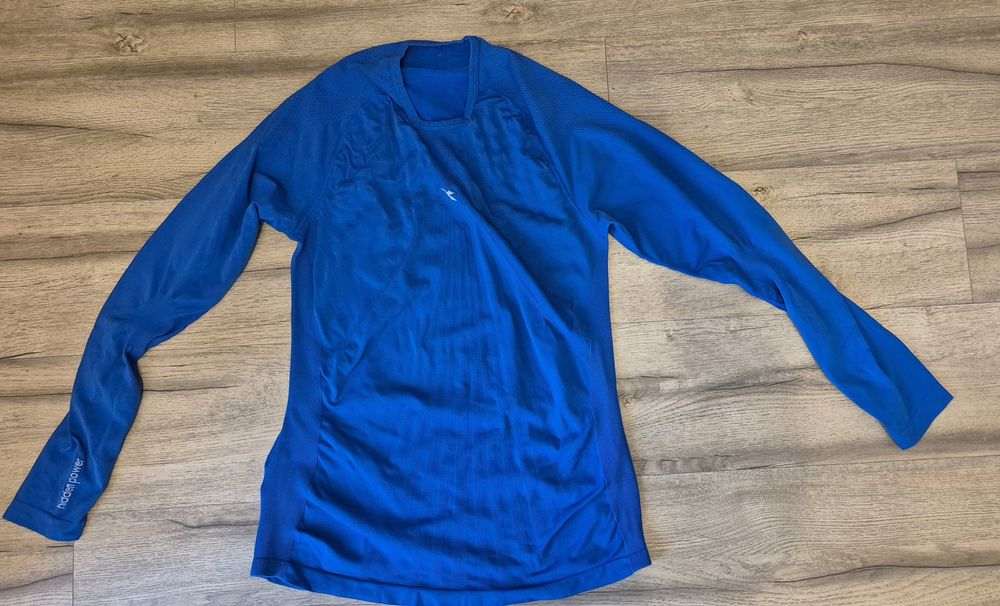 Diadora bluzka termoaktywna XXL 
Normalne ślady użytkowania I prania