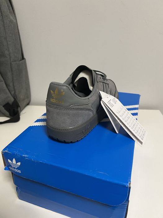 Adidas hand 2 cinzentos