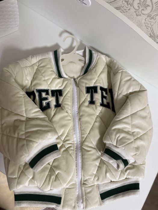 Стильний дитячій бомпер на 3-4 роки.