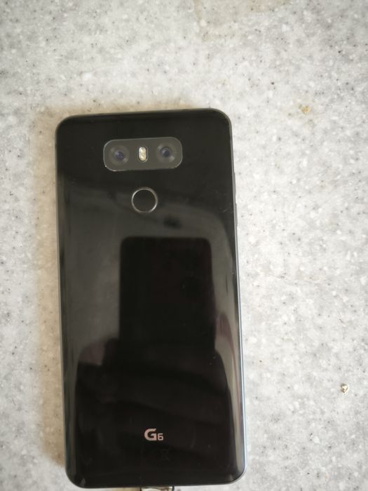 LG g6 в гарному стані