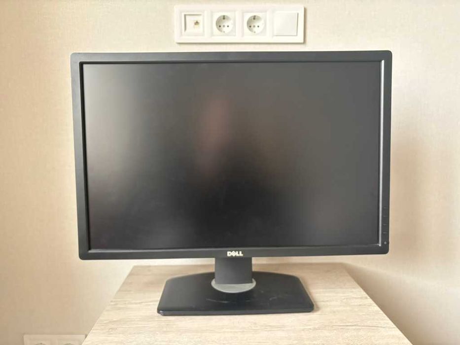 Dell UltraSharp U2412M 24” IPS 1920×1200