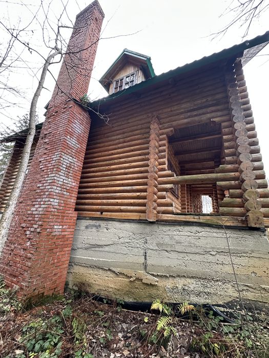 Продаж будинку для відпочинку у серці Карпат