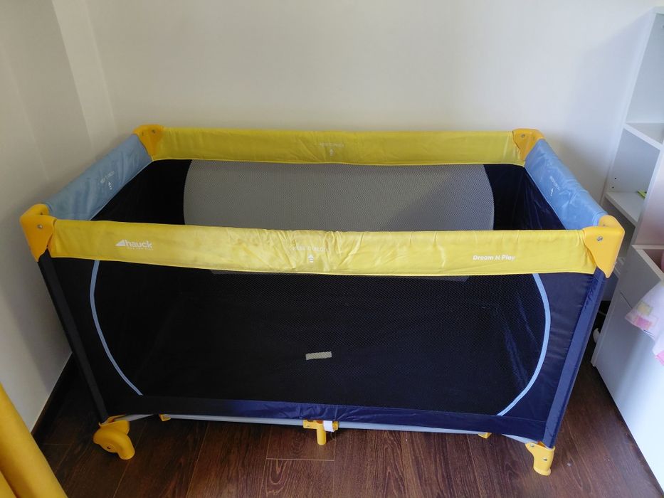 Cama de viagem para bebés