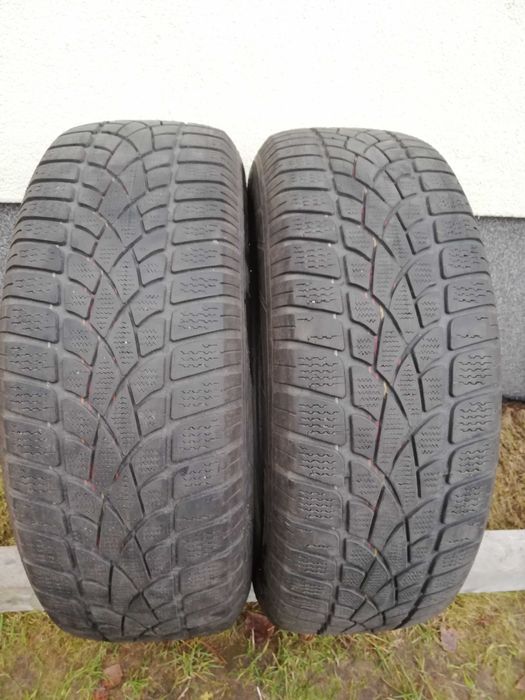 2 opony zimowe Dunlop 235/60R18, bieżnik  6mm.
