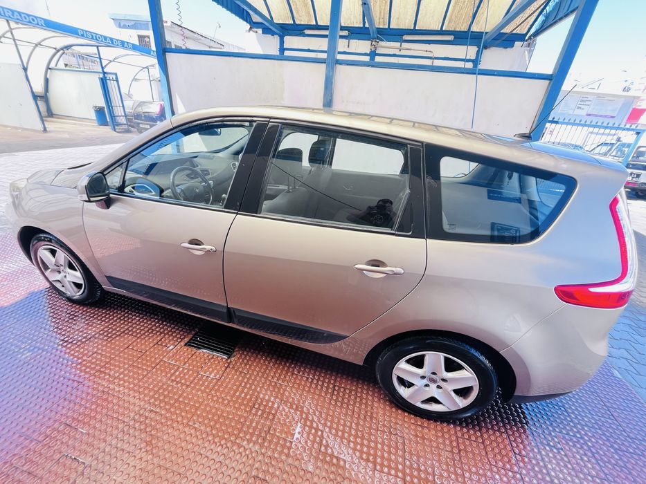 Renault Grand Scenic 1.6 Dci