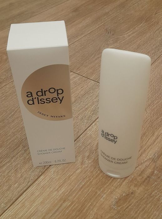 Гель для душу a drop d'Issey Issey Miyake