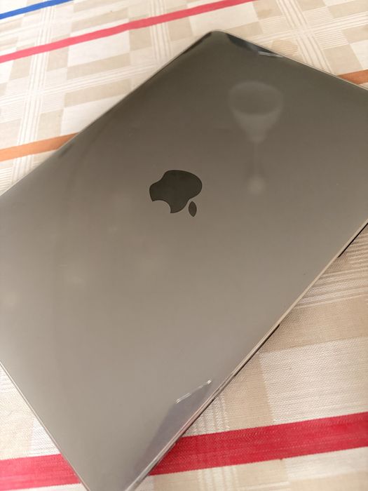 Macbook 12 polegadas (2015), modelo base A1534