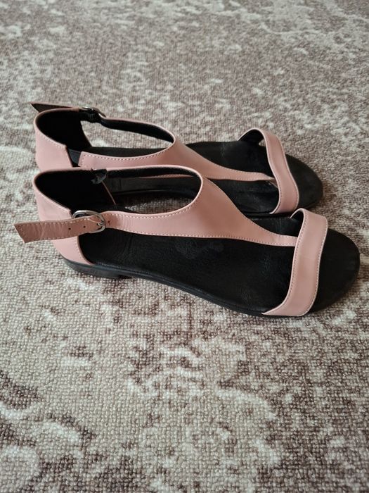 Женские босоножки натуральная кожа