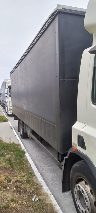 Будка на вантажний автомобіль з движний верх.