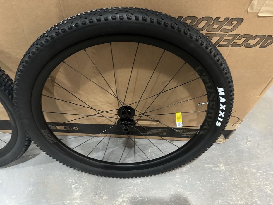 Nowe kola MTB 29 Mavic Crossmax S Carbon  z oponami