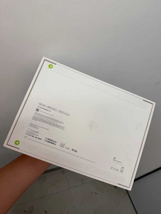 Apple MacBook Air 13,6" 16/256 M4 2025 Silver (MW0W3)
