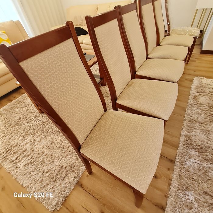 Cadeiras de sala de jantar