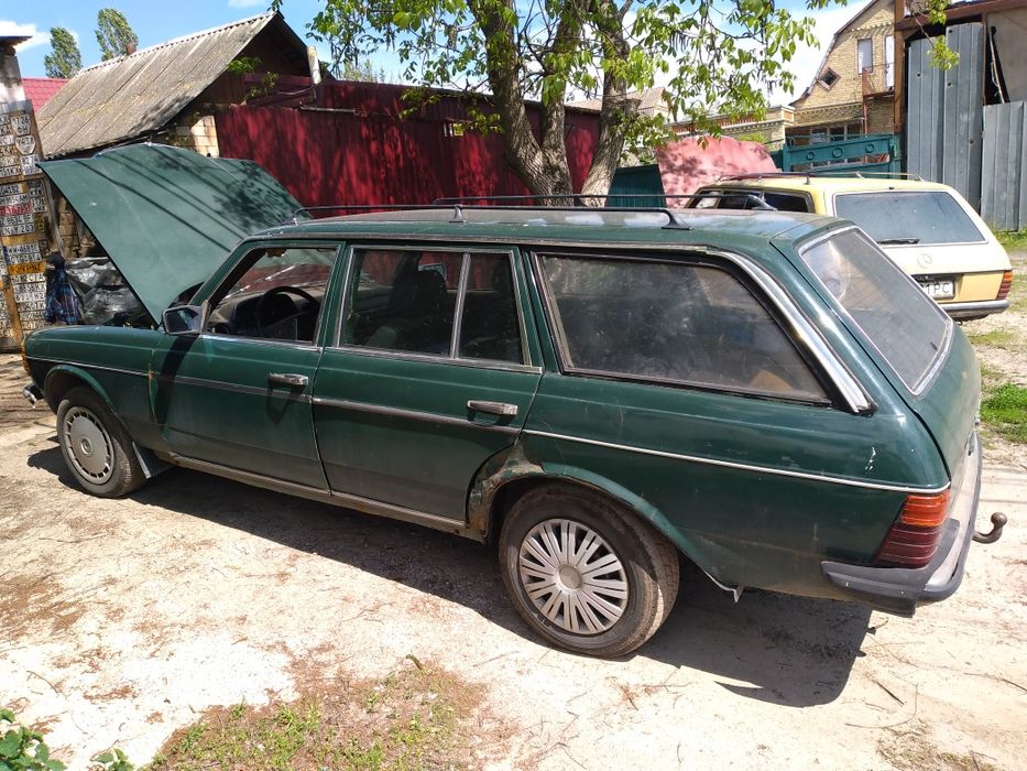 Mercedes 123 капот  616 617 mercedes w 123  2.4 disel 3.0