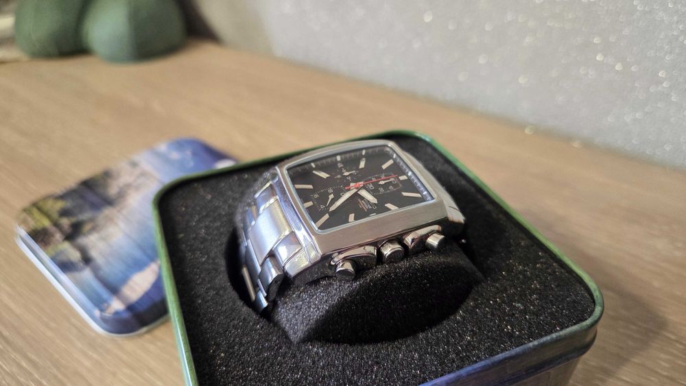 Zegarek Casio Edifice EF-509D-1AVEF Chronograph