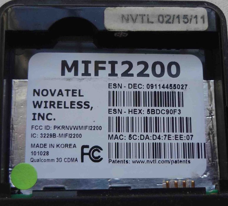 Novatel Wireless MiFi 2200 модем, точка доступа