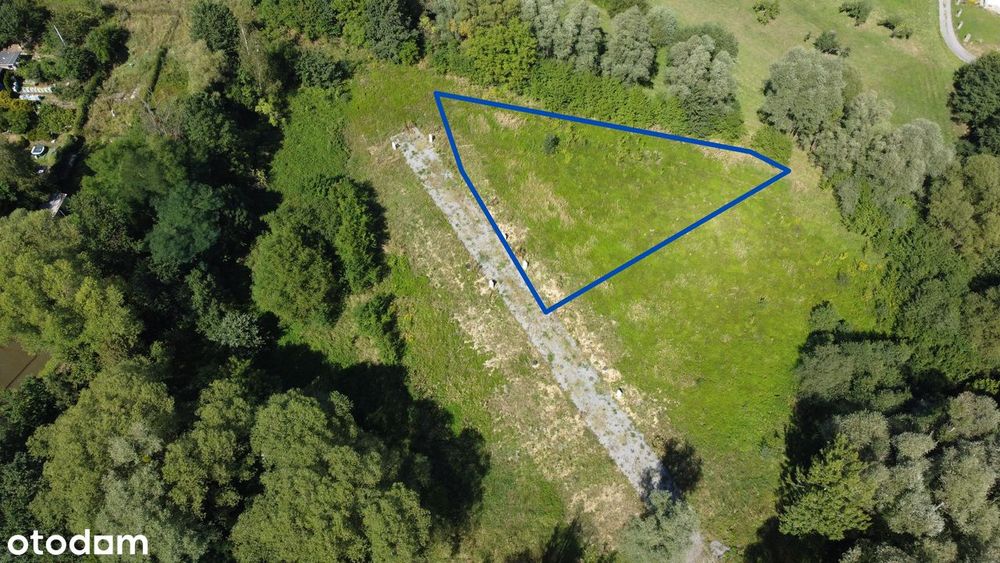 Działka Budowlana 1 066 M² | Cieszyn | Media | Pozwolenie Na Budowę