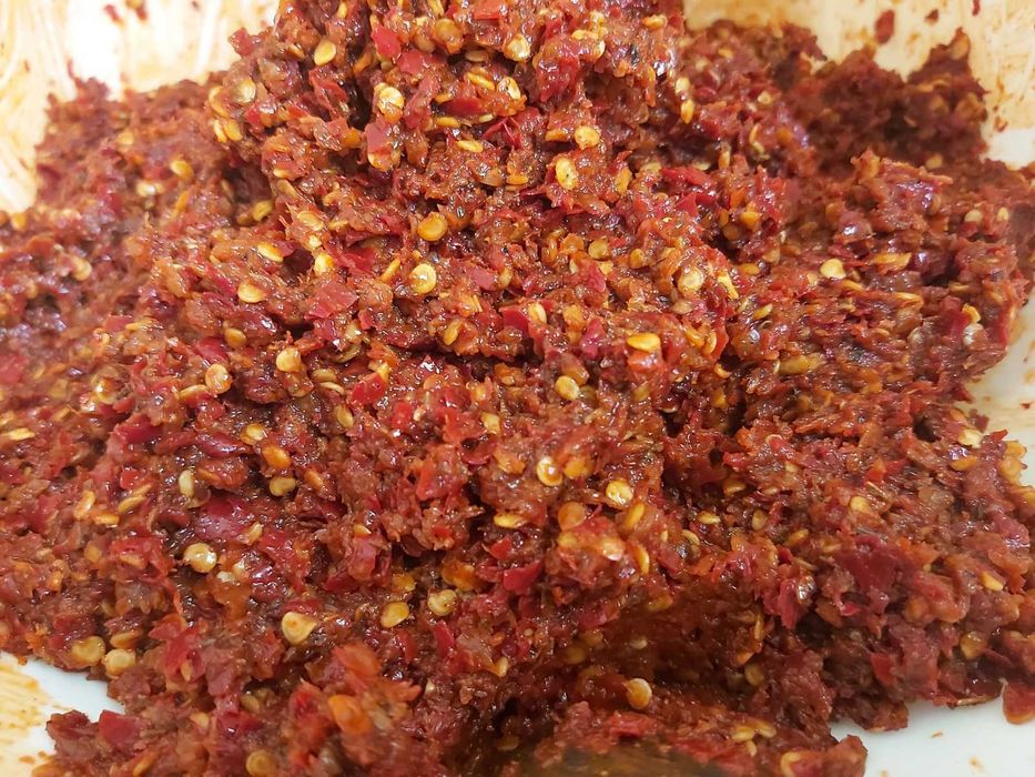 Аджика 4 вида, Абхазская, Грузинская, Кавказская, Кавказская с хреном