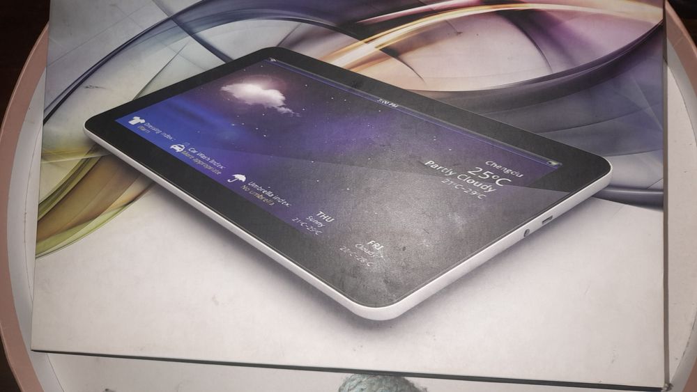 Планшет Bravis NP 104 3G