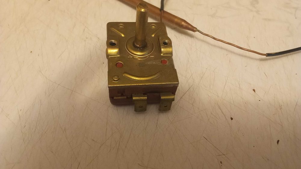 Термостат Т 85 градусов для бойлера. Пр-во Испания