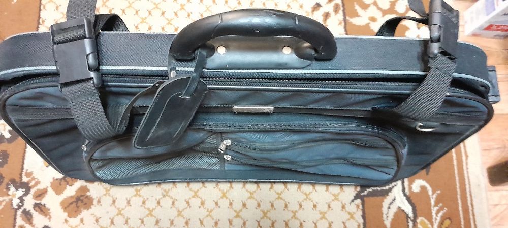 Walizka saxsoline  na kółkach