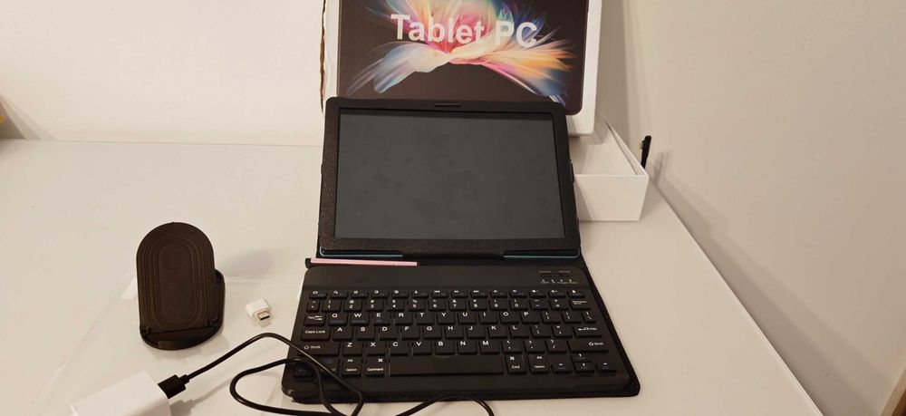 Tablet Pad7 Pro (Android, klawiatura, rysik, akcesoria)