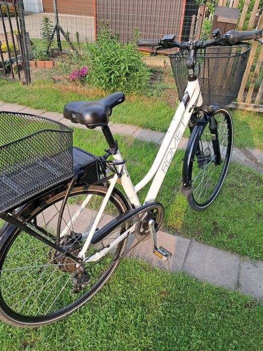 Piękny rower elektryczny
