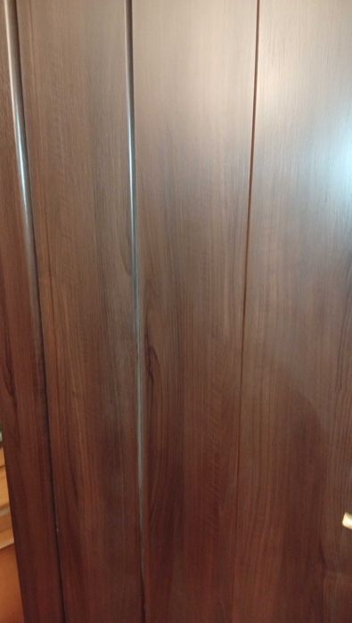 Двері дерев'яні для квартири або в кімнату