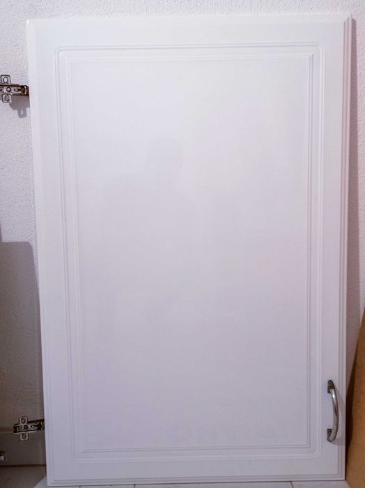 Portas de cozinha brancas