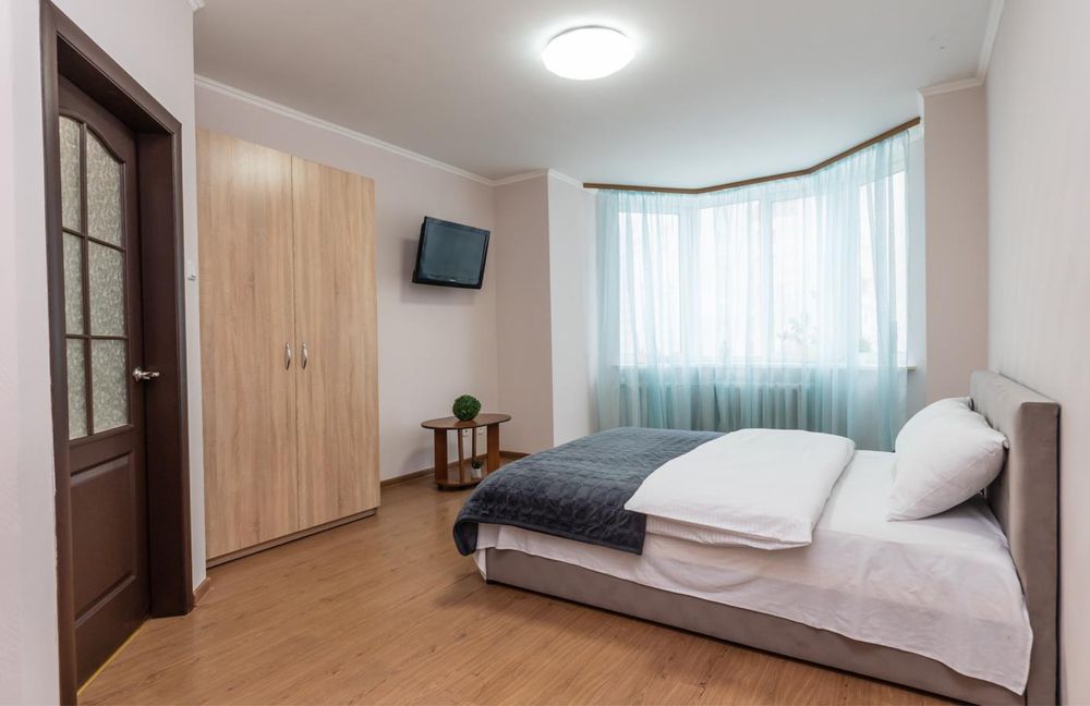 Подобово.Квартира люкс. Ахматова. Новобуд.Позняки.Осокорки.River Mall