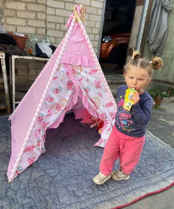Вігвам для дівчинки