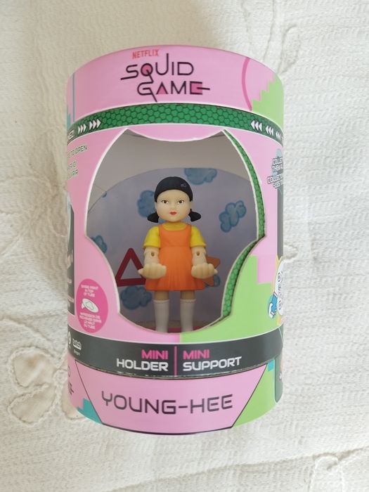 Figura colecionável oficial da boneca Young-Hee do jogo Squid Game da