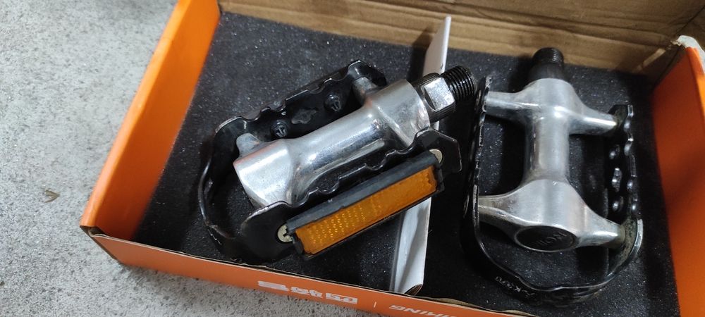 Pedais de bicicleta em alumínio