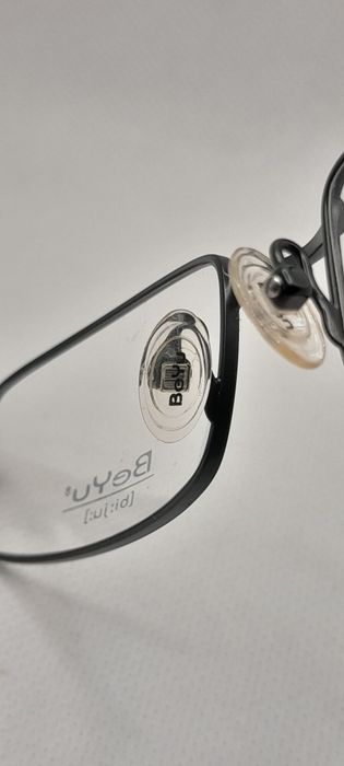 Nowe okulary oprawki BeYu zawiasy flex