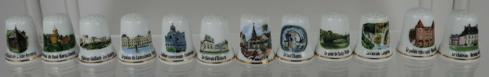 Lote de 25 dedais em porcelana