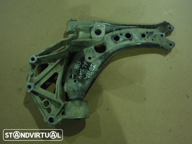 Triangulo direito c/ suporte aluminio - Ibiza 6L ( 1.2 - 2004 )