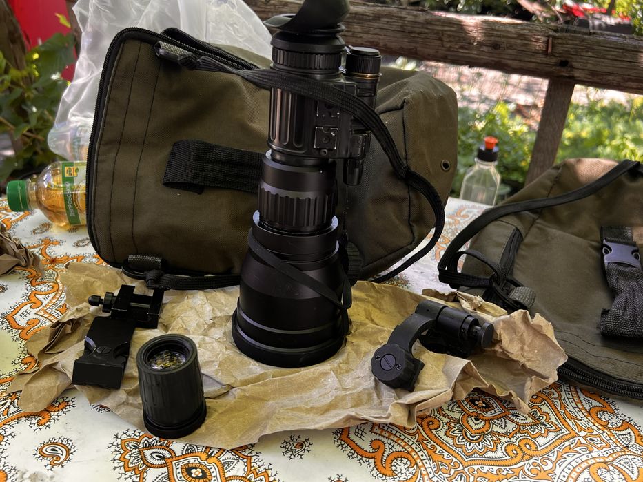 PVS  14 прибор нічного бачення