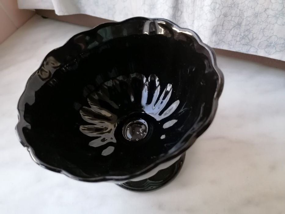 Kolekcja starych nie używanych naczyń  ceramicznych - kpl. 4 szt.