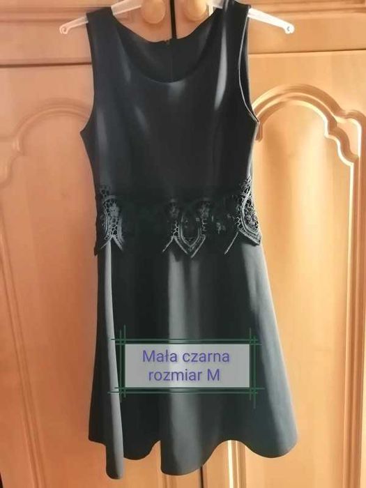 Czarna sukienka Rozmiar M